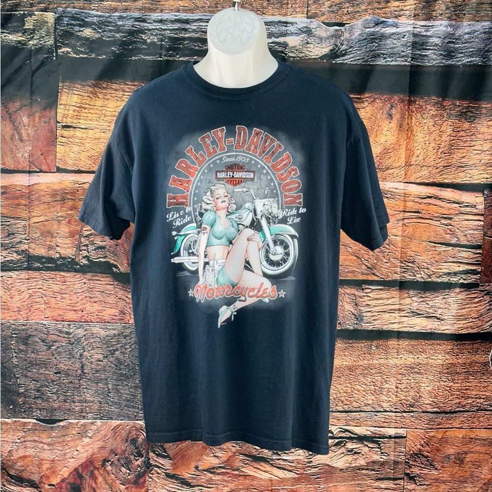 Harley-Davidson Navy Tee with Retro Motorcycle Graphic - Picture 13 of 15